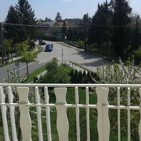 Karibu Haz 게스트하우스 Hévíz
